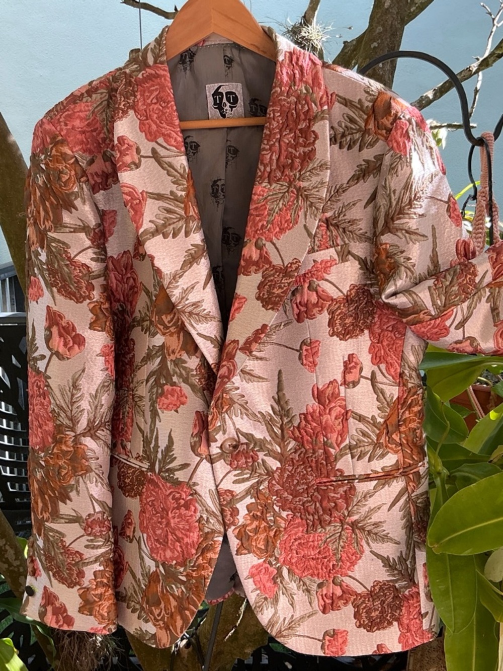 GORGEOUS MEN’S BLAZER FROM TWISTED TAILOR, ,42R NEVER WORN